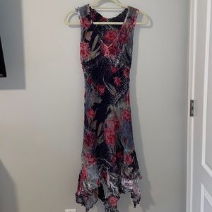 FLORAL KOMAROV DRESS